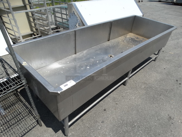 Stainless Steel Commercial Bin on Metal Legs. 99.5x35x32 - Image 1 of 5