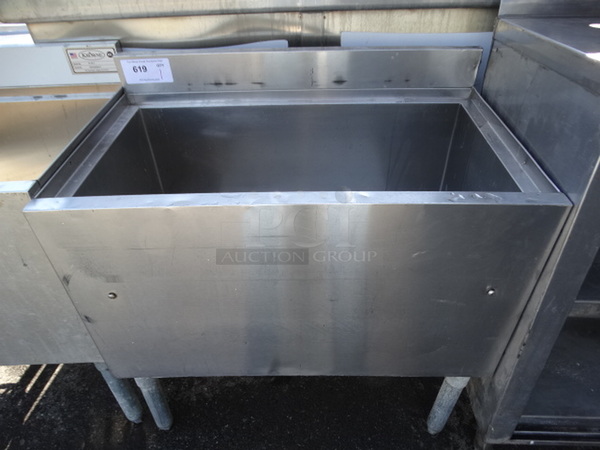 Stainless Steel Commercial Ice Bin w/ Cold Plate. 30x18x32