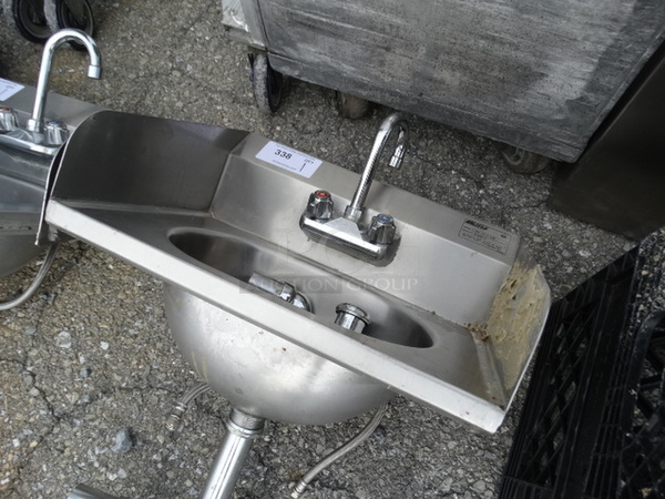 Stainless Steel Commercial Wall Mount Single Bay Sink w/ Side Splash Guards, Faucet and Handles. 19x16x22 - Image 3 of 6