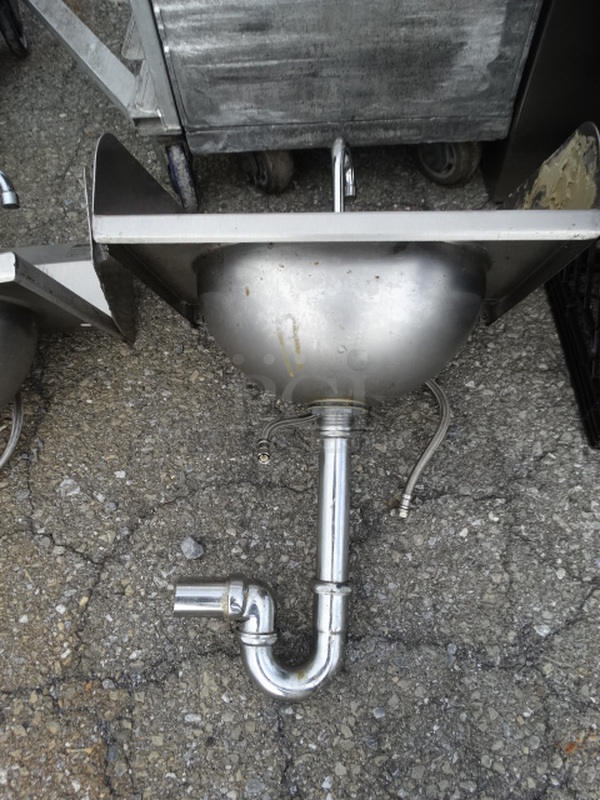 Stainless Steel Commercial Wall Mount Single Bay Sink w/ Side Splash Guards, Faucet and Handles. 19x16x22 - Image 4 of 6