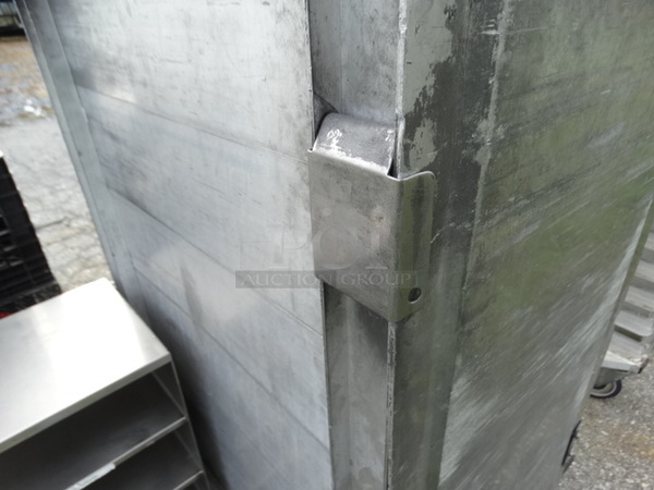 Metal Commercial Enclosed Pan Transport Rack on Commercial Casters. 20.5x27x68 - Image 4 of 5