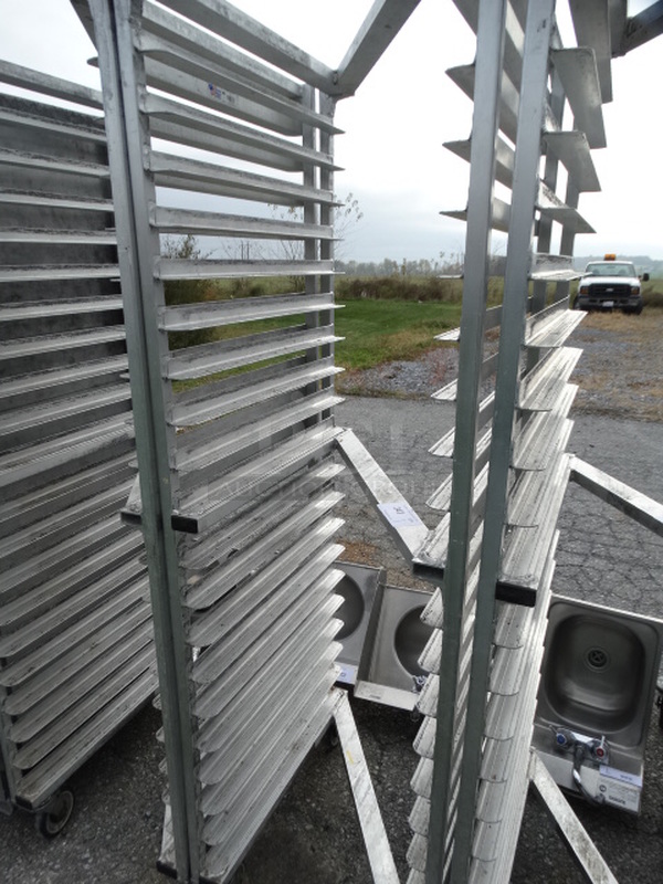 Metal Commercial Pan Transport Rack on Commercial Casters. 20.5x27x70 - Image 4 of 4