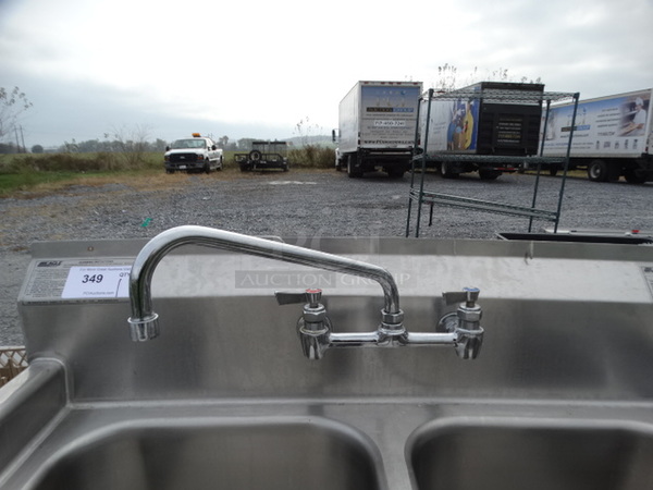 Stainless Steel Commercial 2 Bay Sink w/ Faucet and Handles. 41x27x44. Bays 16x20x12 - Image 5 of 5