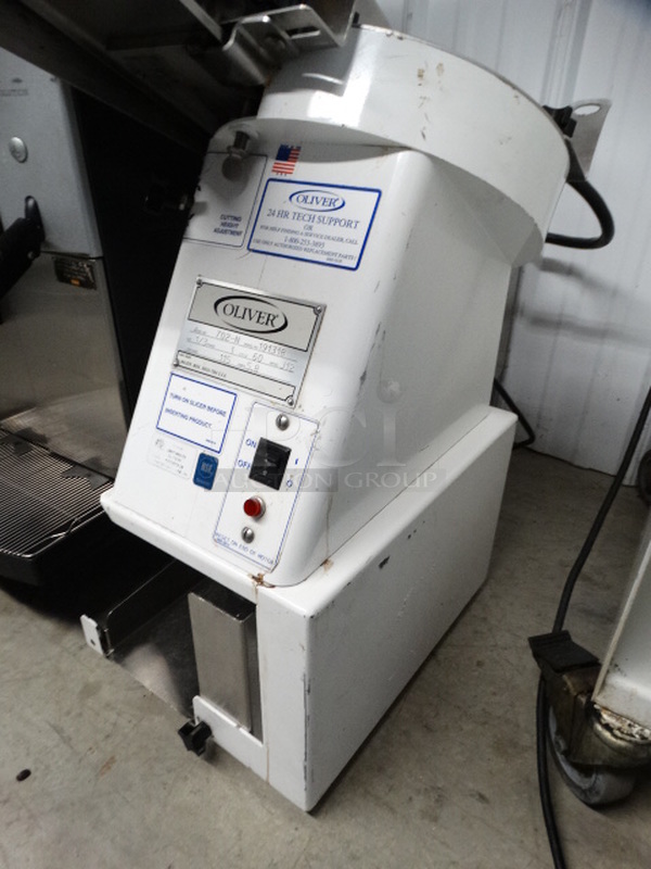 AWESOME! Oliver Model 702N Metal Commercial Countertop Bread Bagel Slicer. 115 Volts, 1 Phase. 14x34x31. Tested and Working! - Image 8 of 9