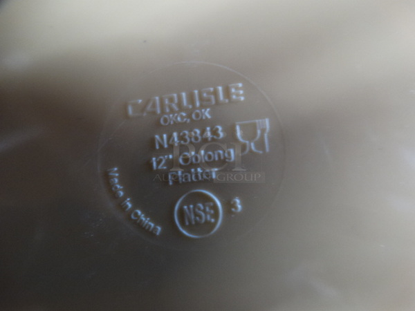39 Carlisle Yellow Poly Plates. 12x8.25x1. 39 Times Your Bid! - Image 4 of 4
