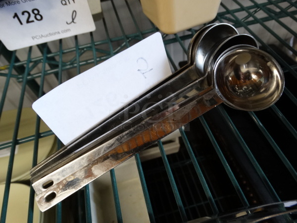 5 Metal Scoops. 8". 5 Times Your Bid! - Image 1 of 3