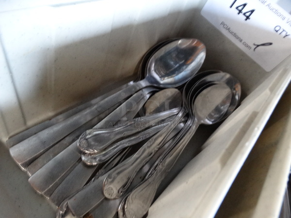 ALL ONE MONEY! Lot of Metal Spoons in Poly Bin! Includes 8.5" - Image 4 of 4