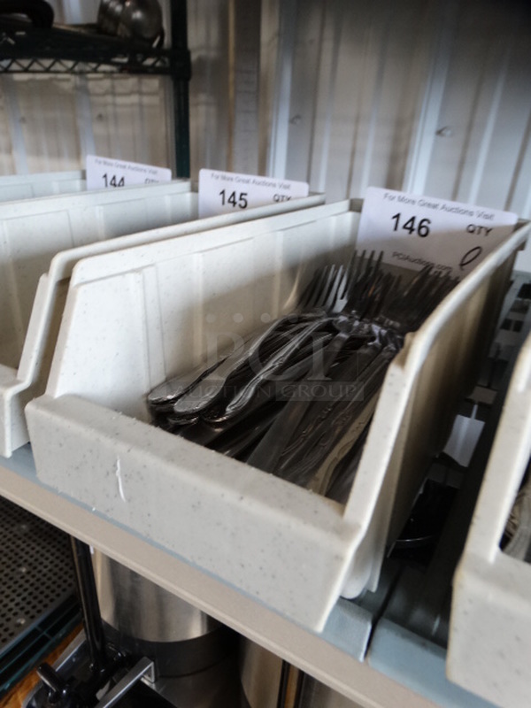 ALL ONE MONEY! Lot of Metal Forks in Poly Bin! 7.5" - Image 3 of 4