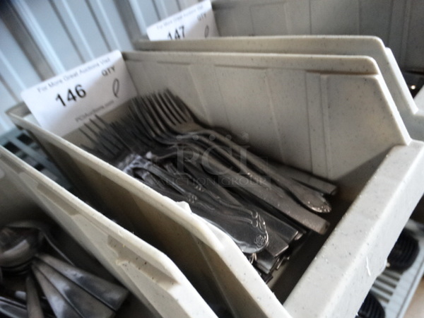 ALL ONE MONEY! Lot of Metal Forks in Poly Bin! 7.5" - Image 4 of 4