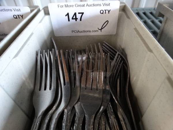 ALL ONE MONEY! Lot of Metal Forks in Poly Bin! 7.5" - Image 4 of 4