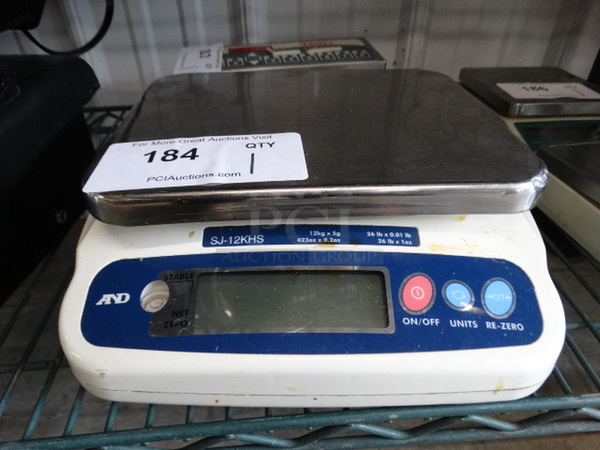 AND Model SJ-12KHS Countertop Scale. 8x3.5x3. Could Not Test Due To Missing Cord - Image 1 of 4