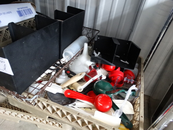 ALL ONE MONEY! Lot of Various Poly Utensils and Items in Dish Caddy! - Image 2 of 4