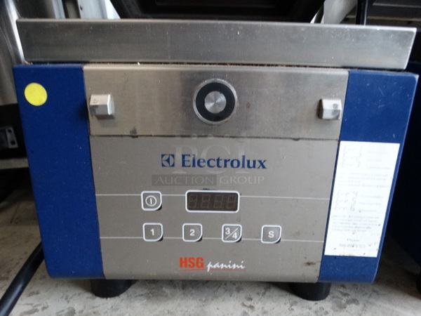 AWESOME! 2012 Electrolux Model HSPPAN HSG Panini Stainless Steel Commercial Countertop Electric Powered Panini Press. 208 Volts, 1 Phase. 14x24x21. Cannot Test Due To Plug Style - Image 4 of 9
