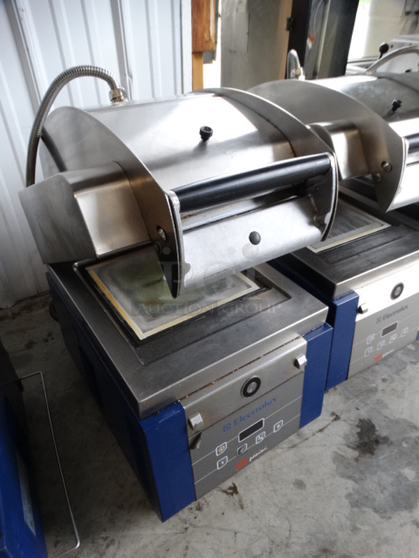 AWESOME! 2012 Electrolux Model HSPPAN HSG Panini Stainless Steel Commercial Countertop Electric Powered Panini Press. 208 Volts, 1 Phase. 14x24x21. Cannot Test Due To Plug Style - Image 3 of 9