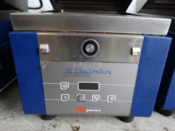 AWESOME! 2012 Electrolux Model HSPPAN HSG Panini Stainless Steel Commercial Countertop Electric Powered Panini Press. 208 Volts, 1 Phase. 14x24x21. Cannot Test Due To Plug Style - Image 4 of 9