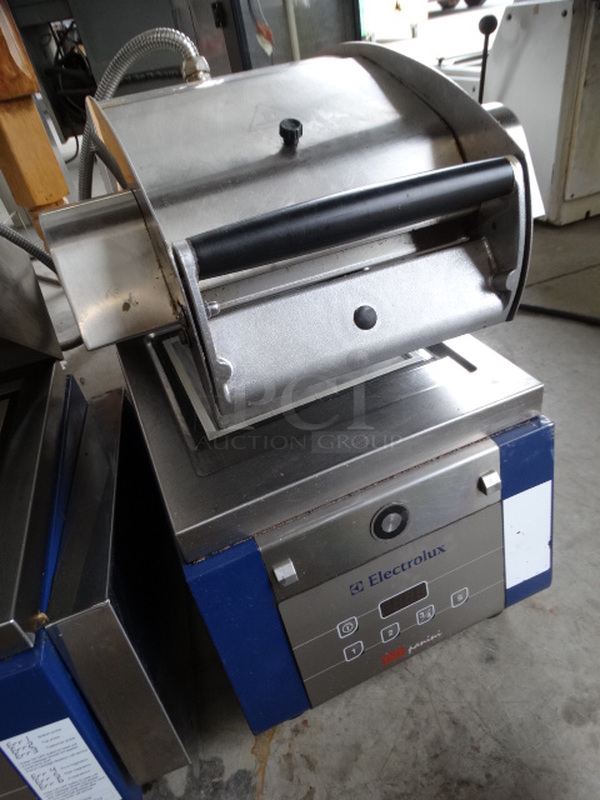 AWESOME! 2012 Electrolux Model HSPPAN HSG Panini Stainless Steel Commercial Countertop Electric Powered Panini Press. 208 Volts, 1 Phase. 14x24x21. Cannot Test Due To Plug Style - Image 10 of 11