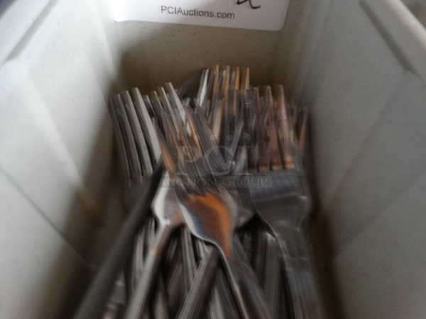 ALL ONE MONEY! Lot of Metal Forks in Poly Bin! 6" - Image 3 of 4
