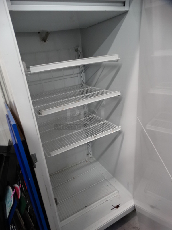 NICE! Kelvinator Model T3CHSP-4 Metal Commercial Single Door Hardening Cabinet w/ Poly Coated Racks. 115 Volts, 1 Phase. 31x35x84. Tested and Working! - Image 7 of 8