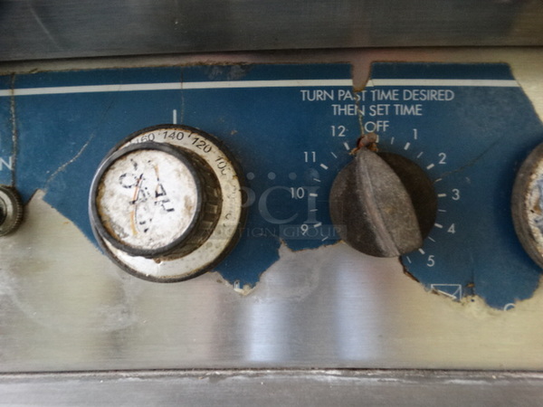 GREAT! Alto Shaam Model 767-SK Stainless Steel Commercial Cook N Hold Cabinet. 125 Volts, 1 Phase. 25.5x29.5x29.5. Cannot Test Due To Plug Style  - Image 5 of 10