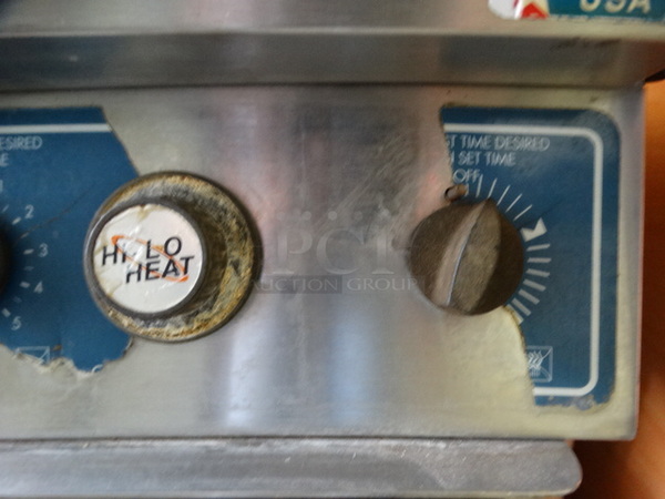 GREAT! Alto Shaam Model 767-SK Stainless Steel Commercial Cook N Hold Cabinet. 125 Volts, 1 Phase. 25.5x29.5x29.5. Cannot Test Due To Plug Style  - Image 6 of 10