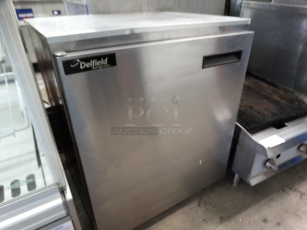 NICE! Delfield Stainless Steel Commercial Single Door Undercounter Cooler on Commercial Casters. 27x27x32. Tested and Powers On But Does Not Get Cold - Image 3 of 5