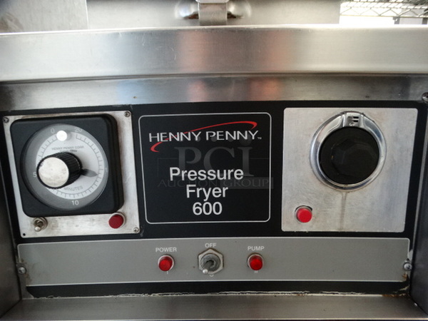 BEAUTIFUL! Henny Penny Model 600 Stainless Steel Commercial Gas Powered Pressure Fryer on Commercial Casters. 18x38x48 - Image 4 of 11