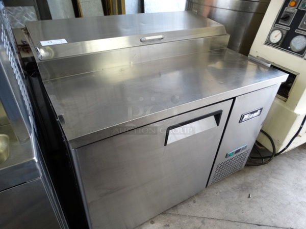 GREAT! 2018 Migali Model C-PP44-HC Stainless Steel Commercial Pizza Prep Table. 115 Volts, 1 Phase. 44x33x38. Tested and Working! - Image 7 of 7