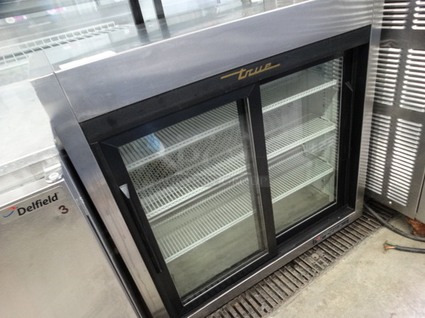 WOW! 2014 True Model TSD-09G-LD Stainless Steel Commercial 2 Door Cooler Merchandiser. 115 Volts, 1 Phase. 36x21x35. Tested and Working! - Image 3 of 8