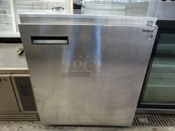 NICE! 2012 Delfield Model 406CA-DD1 Stainless Steel Commercial Single Door Cooler on Commercial Casters. 115 Volts, 1 Phase. 27x27x32. Tested and Working! - Image 4 of 6