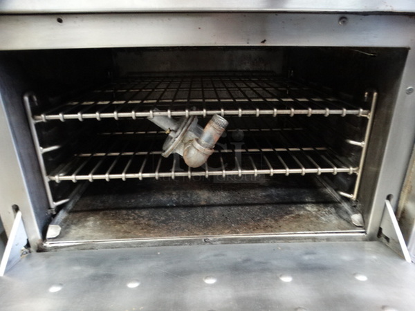 GREAT! Stainless Steel Commercial Gas Powered 6 Burner Range w/ Lower Oven and Backsplash. 36x37x56 - Image 6 of 7