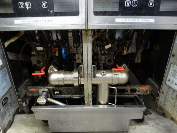 AWESOME! 2014 Pitco Frialator Model SSH55 Stainless Steel Commercial Natural Gas Powered 2 Bay Deep Fat Fryer w/ Filtration System on Commercial Casters. 80,000 BTU. 31x34x47 - Image 8 of 10