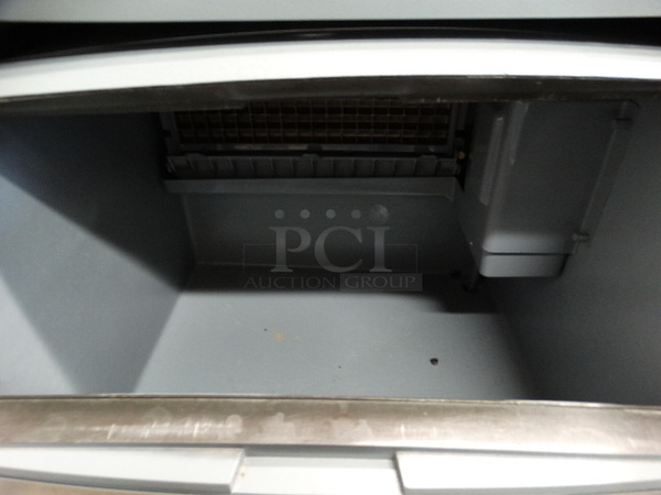 SWEET! Manitowoc Model QD0212A Stainless Steel Commercial Air Cooled Self Contained Ice Machine. 115 Volts, 1 Phase. 26x25x39 - Image 2 of 7