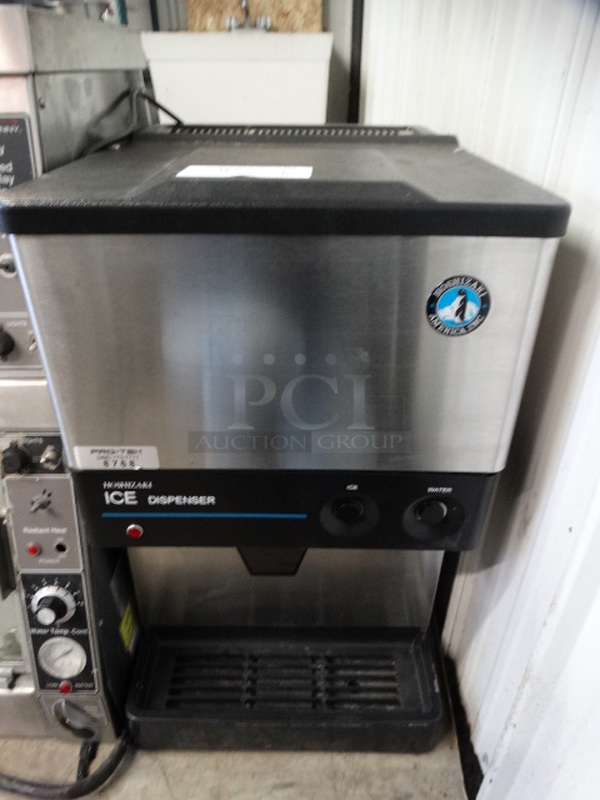 NICE! Hoshizaki Model DCM-270BAH Stainless Steel Commercial Countertop Ice Machine and Dispenser. 115-120 Volts, 1 Phase. 17x24x28
