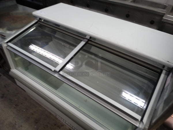 NICE! Hussmann Model LBN-4 Metal Commercial Floor Style Novelty Ice Cream Freezer Merchandiser w/ 2 Sliding Lids. 115 Volts, 1 Phase. 49x32x39. Tested and Working! - Image 3 of 7