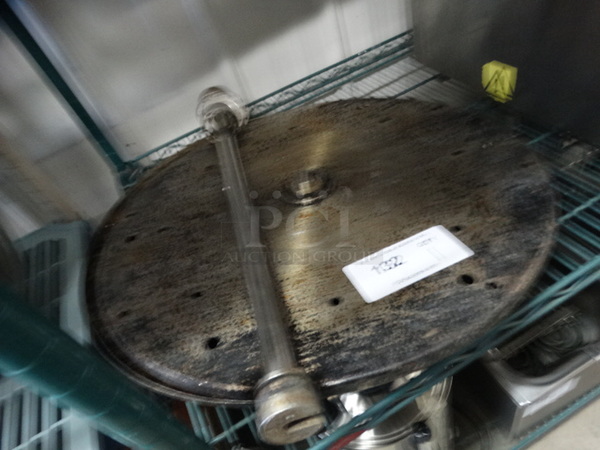 Metal Plate and Metal Rod. 20.5x20.5x1, 24.5"  - Image 4 of 4