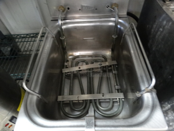 NICE! Cecilware Metal Countertop Electric Powered Fryer. 12x20x14 - Image 4 of 6