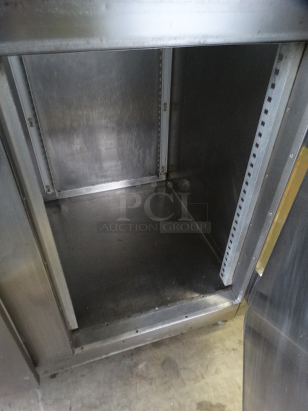 WOW! Traulsen Model RLT2-32NUT Stainless Steel Commercial 4 Half Size Door Reach In Freezer. 115/208 Volts, 1 Phase. Cannot Test - Unit Was Previously Hardwired - Image 5 of 10