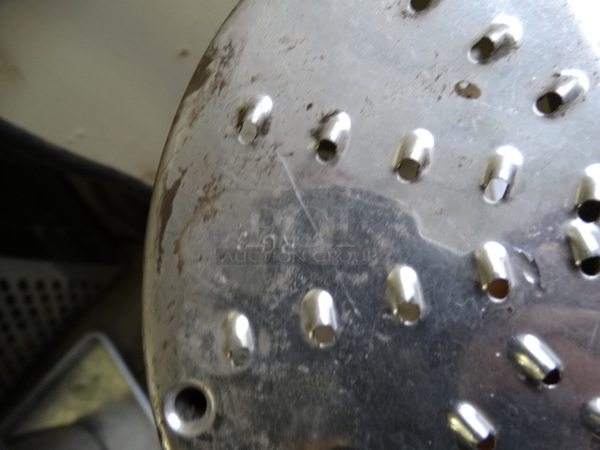 RG3 Metal Commercial Grating Blade for Food Processor. 7x7x2 - Image 4 of 4