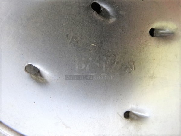 Metal Commercial Grating Blade for Food Processor. 7x7x2 - Image 3 of 4