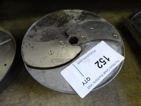 Metal Commercial S Slicing Blade for Food Processor. 7.5x7.5x2 - Image 1 of 5