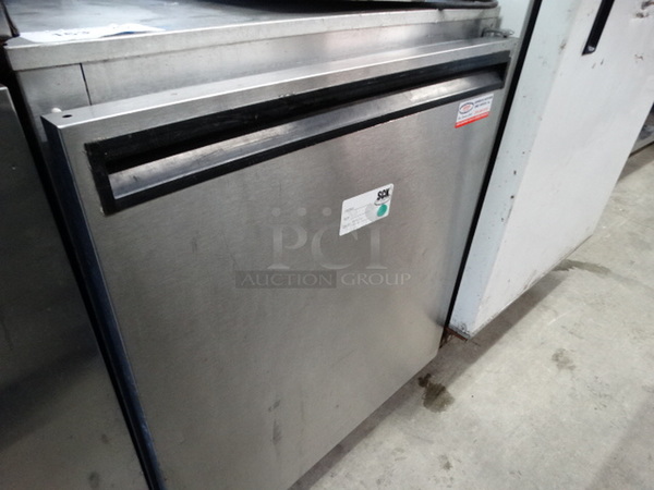 NICE! Delfield Model 406-CA Stainless Steel Commercial Single Door Undercounter Cooler on Commercial Casters. 115 Volts, 1 Phase. 27.5x28x34. Tested and Working! - Image 3 of 5