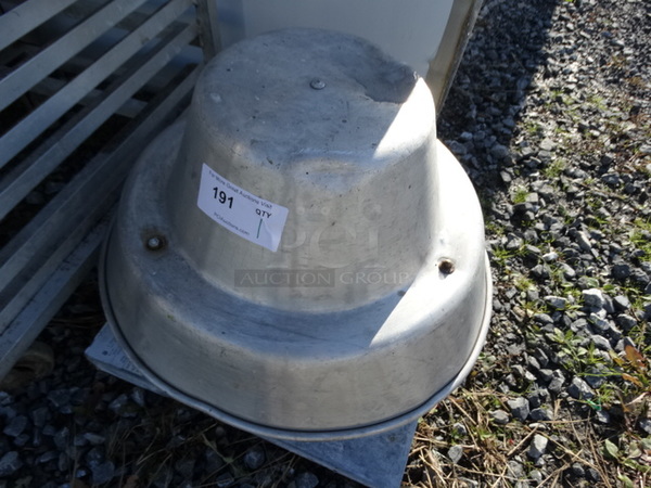Fantech Model 5DDD10AA Metal Commercial Rooftop Mushroom Exhaust Fan. 115 Volts, 1 Phase. 20x20x18 - Image 3 of 5