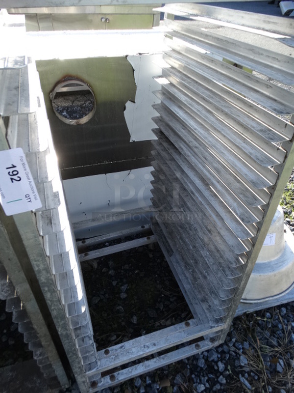 Metal Commercial Pan Transport Rack on Commercial Casters. 20.5x26x46 - Image 4 of 4