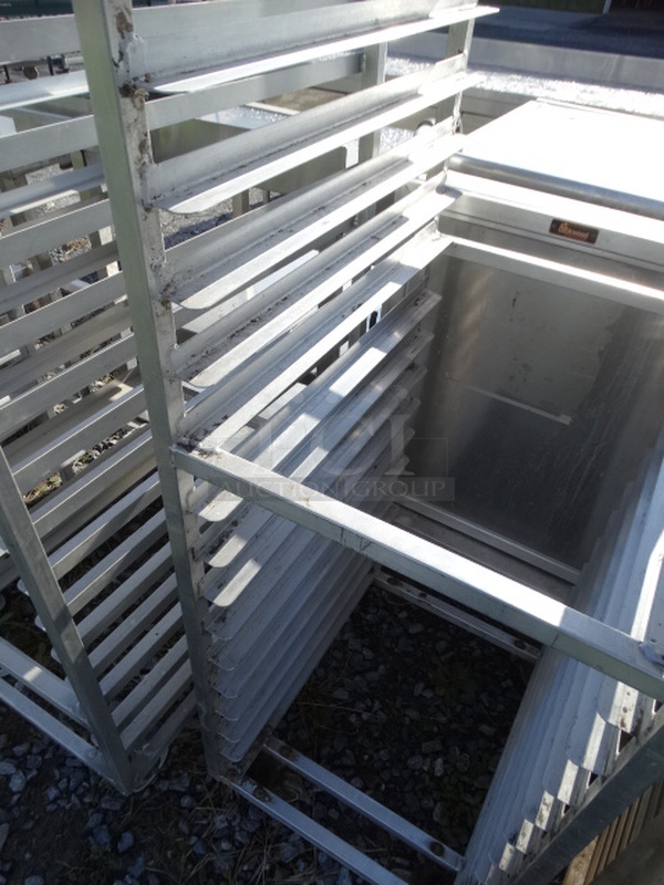 Metal Commercial Pan Transport Rack on Commercial Casters. 20.5x26x68 - Image 5 of 5