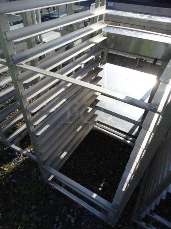 Metal Commercial Pan Transport Rack on Commercial Casters. 22.5x30x70 - Image 5 of 5