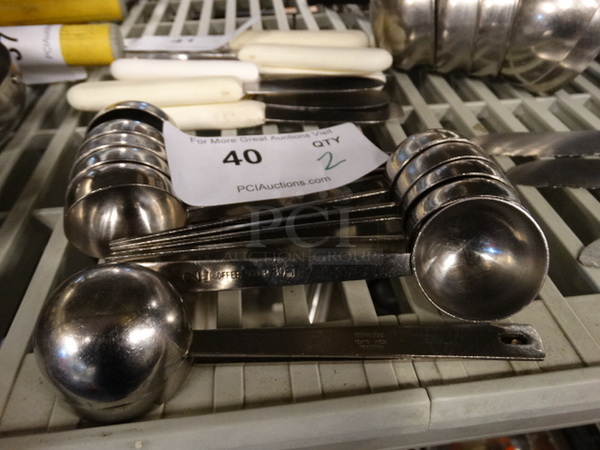 12 Vollrath Stainless Steel 2 Tablespoon Scoops. 6