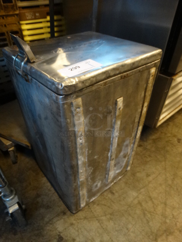 Vollrath Metal Commercial Box. 15x25x15