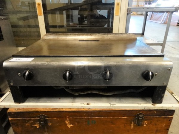 NICE! Stainless Steel Commercial Countertop Gas Powered Flat Top Griddle w/ Wooden Box. Grill 30x21x12. Box 33x24x13