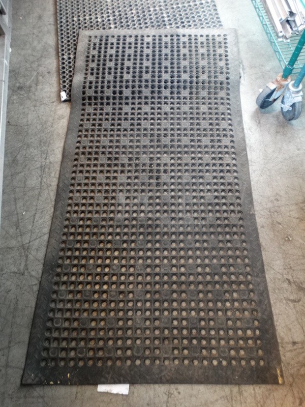 Black Anti Fatigue Floor Mat. 66x32