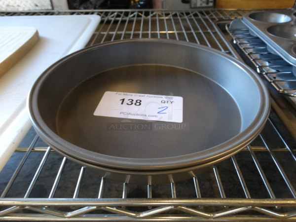2 Metal Round Baking Pans. 9.5x9.5x2. 2 Times Your Bid!